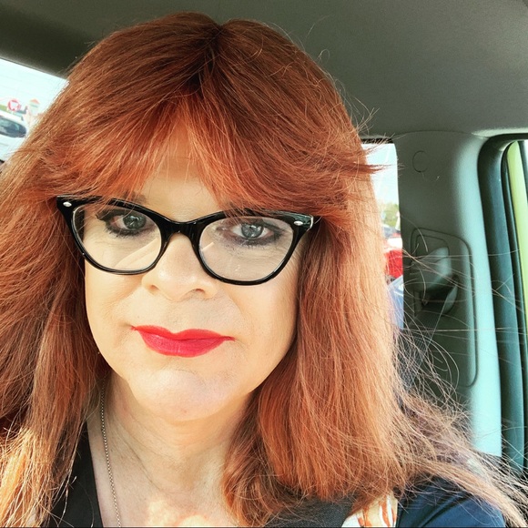 Meet your Posher, Rachel - Picture 6 of 9